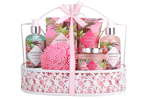 Free Mother’s Day Spa Gift Set