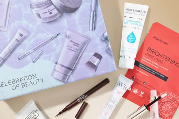 Win 1 of 50 Lookfantastic Beauty Boxes