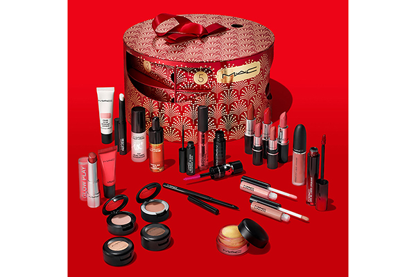 Free MAC Cosmetics Gift Box