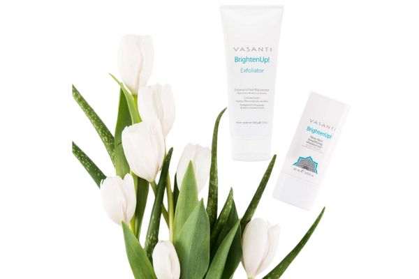 Free Vasanti Brighten Up! Exfoliator