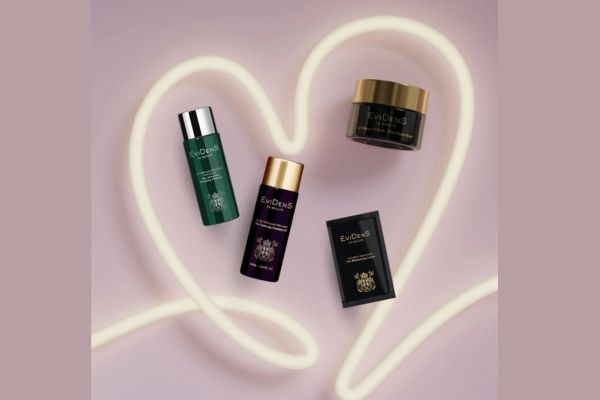 Free EviDenS de Beauté The Discovery Set